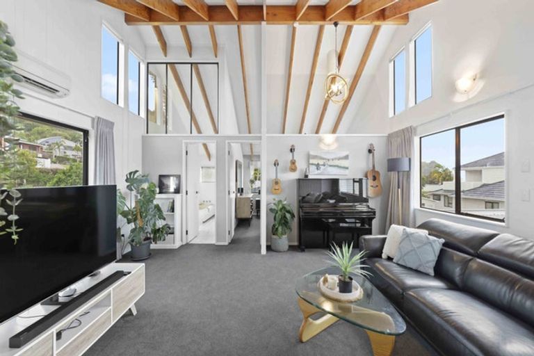 Photo of property in 42a Matakatia Parade, Matakatia, Whangaparaoa, 0930