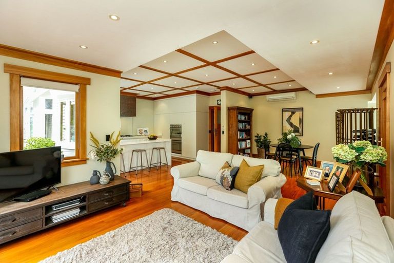 Photo of property in 83 Brougham Street, New Plymouth, 4310