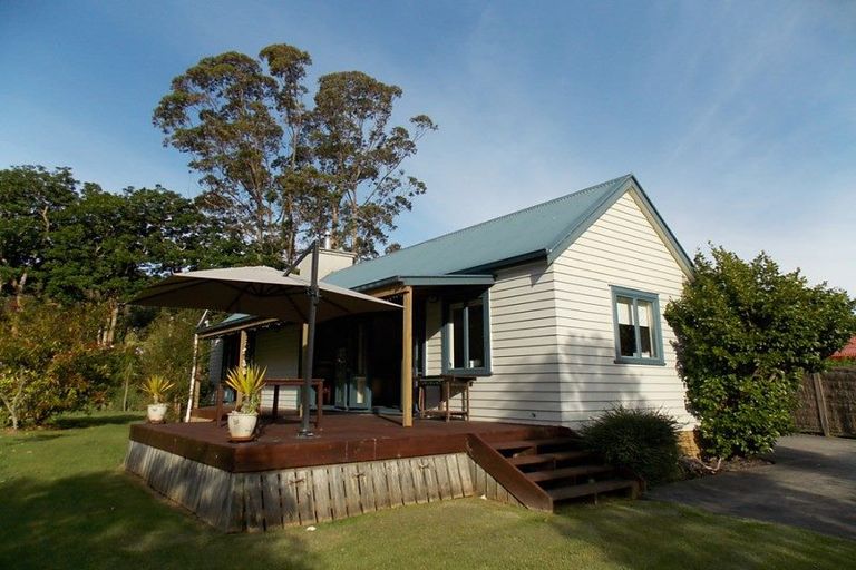 Photo of property in 36d Florance Avenue, Russell, 0202