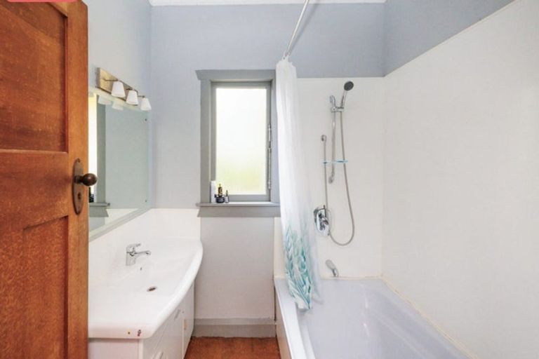 Photo of property in 99a Church Street, West End, Palmerston North, 4412