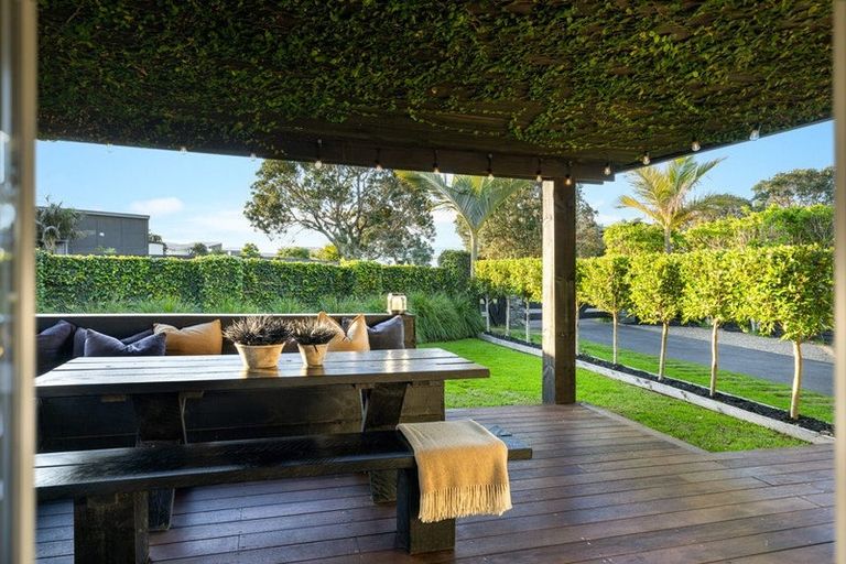 Photo of property in 255 Mangatawhiri Road, Omaha, Warkworth, 0986