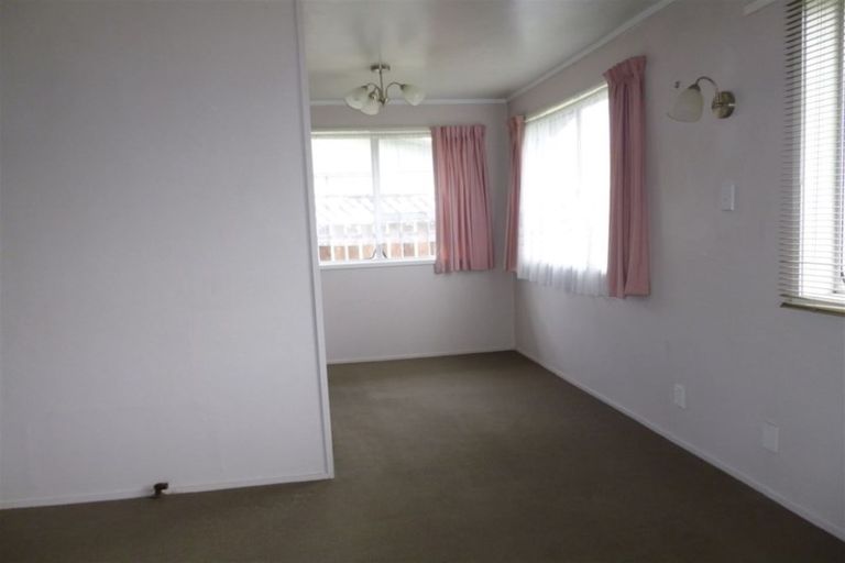 Photo of property in 2 Mountbatten Place, Dinsdale, Hamilton, 3204