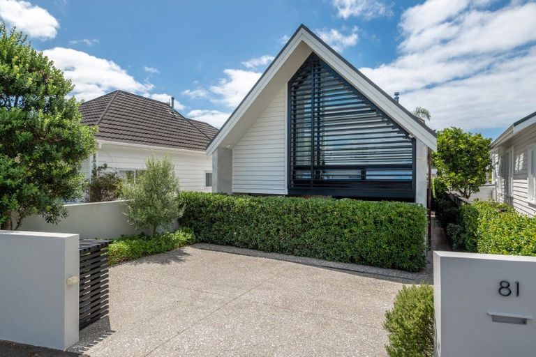Photo of property in 81 Queen Street, Northcote Point, Auckland, 0627