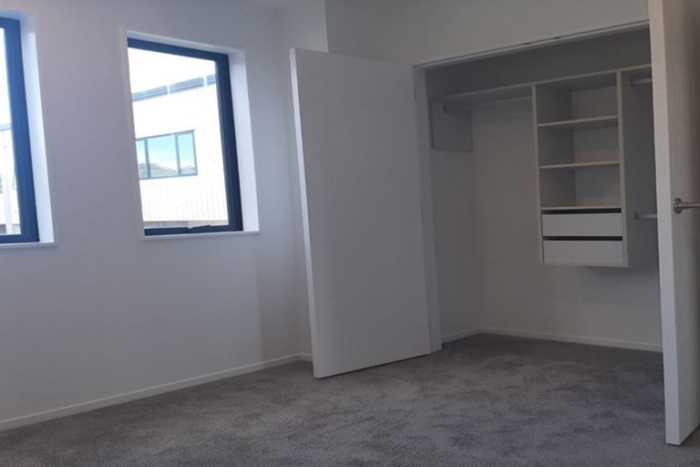 Photo of property in 134c Tiriwa Drive, Massey, Auckland, 0614