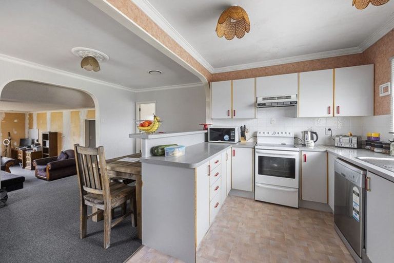 Photo of property in 37 Grey Street, Normanby, Hawera, 4614