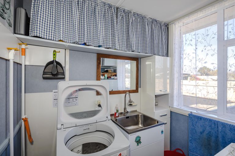 Photo of property in 13 Warwick Street, Oamaru North, Oamaru, 9400