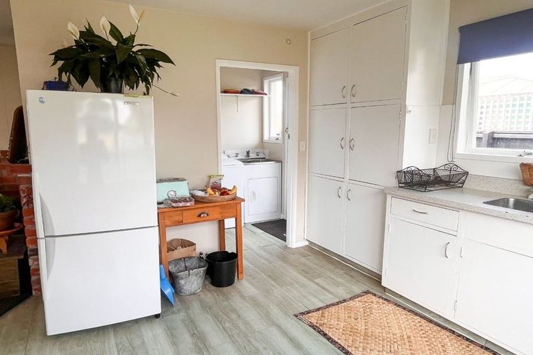 Photo of property in 2/29 Kuaka Crescent, Bromley, Christchurch, 8062