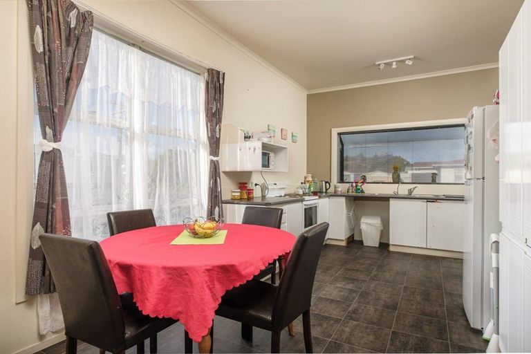 Photo of property in 2 Kennedy Street, Mangapapa, Gisborne, 4010