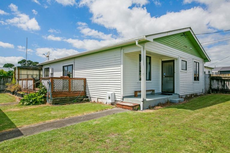 Photo of property in 143 Ngamotu Road, Spotswood, New Plymouth, 4310