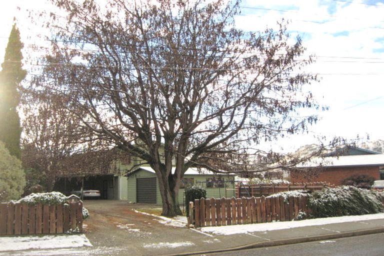 Photo of property in 3 Earnscleugh Road, Bridge Hill, Alexandra, 9320