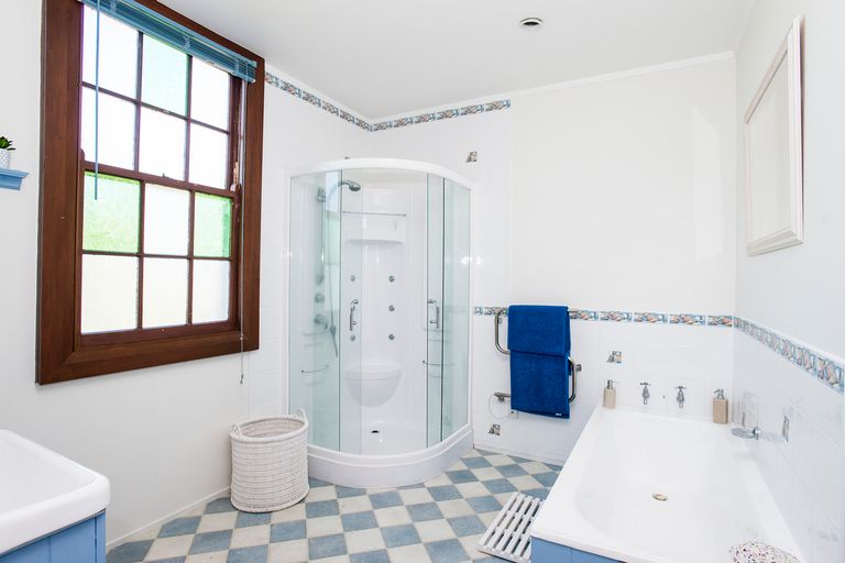 Photo of property in 12 Pine Street, Mangapapa, Gisborne, 4010