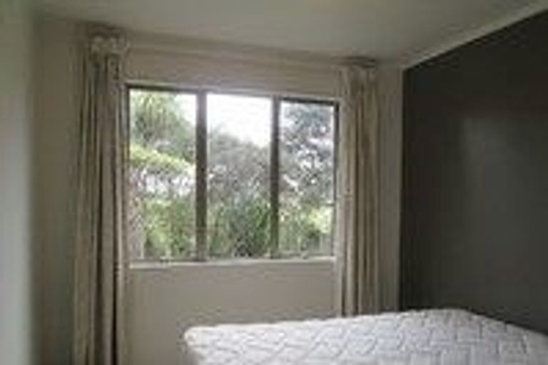 Photo of property in 36 Rimu Road, Oratia, Auckland, 0604