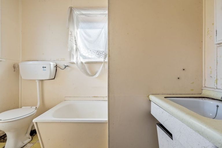 Photo of property in 67 Fingall Street, South Dunedin, Dunedin, 9012