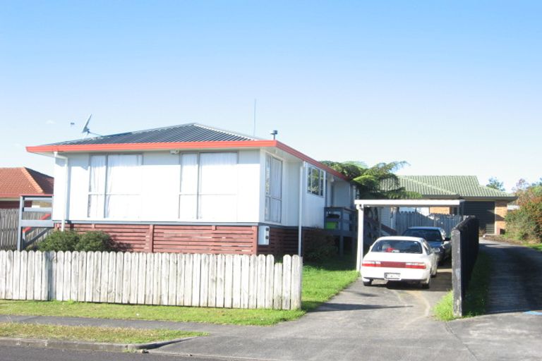 Photo of property in 2/5 Rhine Place, Weymouth, Auckland, 2103