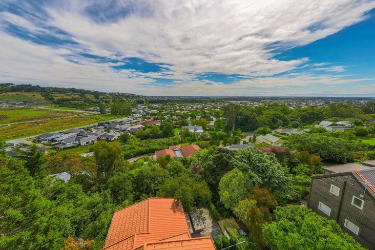 Photo of property in 20 Lucknow Place, Cashmere, Christchurch, 8022