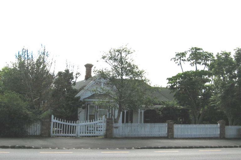 Photo of property in 159 Victoria Road, Devonport, Auckland, 0624