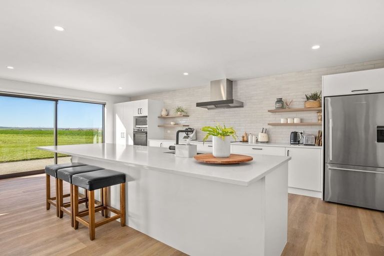 Photo of property in 4 Skeena Way, Waikerikeri, Alexandra, 9391