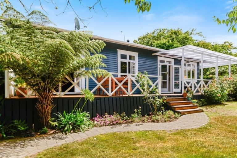 Photo of property in 2 Pukehangi Road, Pukehangi, Rotorua, 3015