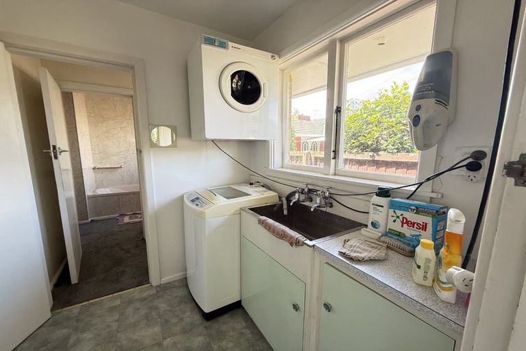 Photo of property in 20 Ambleside Drive, Burnside, Christchurch, 8053