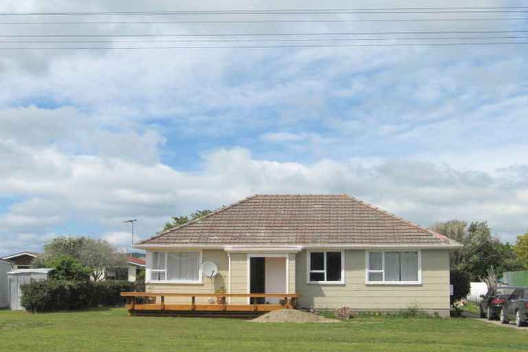 Photo of property in 20 Banks Street, Tolaga Bay, 4077
