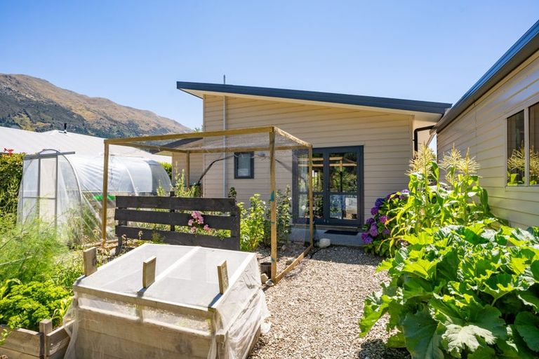 Photo of property in 34 Little Maude Drive, Lake Hawea, Wanaka, 9382