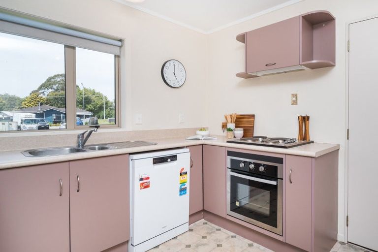 Photo of property in 14 Emmerdale Mews, Highbury, Palmerston North, 4412