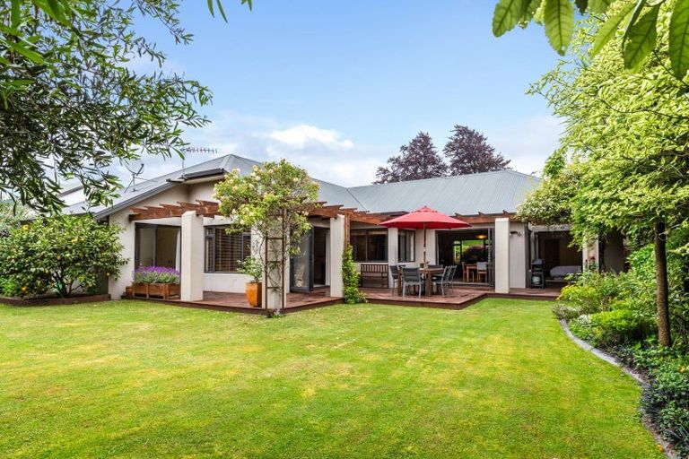 Photo of property in 26 Kurupae Road, Hilltop, Taupo, 3330