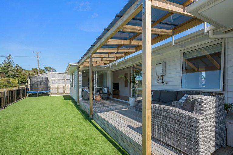 Photo of property in 22 Jeroboam Loop, Kumeu, 0810
