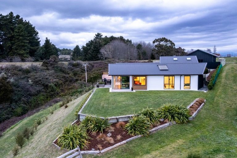 Photo of property in 127 Victory Drive, Wharewaka, Taupo, 3330