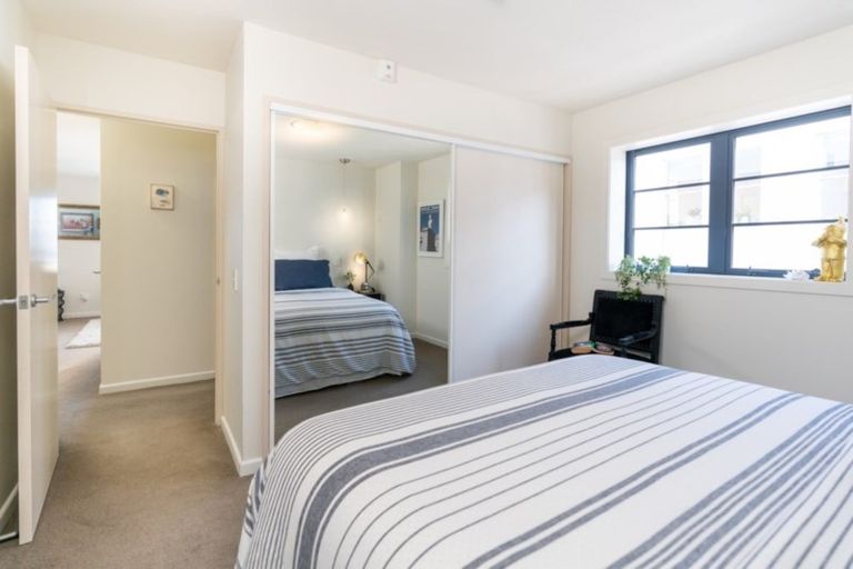 Photo of property in Westhaven Apartments, 22/127 Molesworth Street, Thorndon, Wellington, 6011