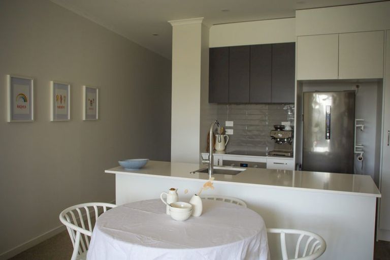 Photo of property in 6/1 Genevieve Lane, Hobsonville, Auckland, 0616