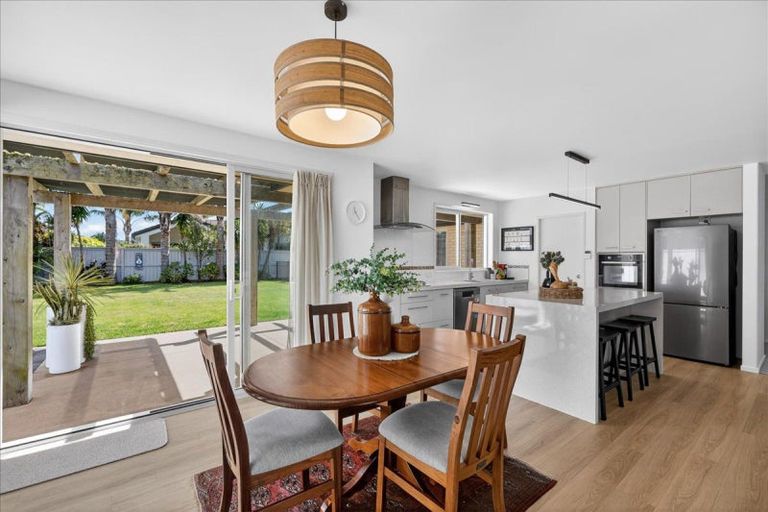 Photo of property in 56 Matemuri Drive, Papamoa Beach, Papamoa, 3118