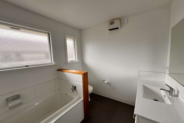 Photo of property in 461 Mairehau Road, Parklands, Christchurch, 8083