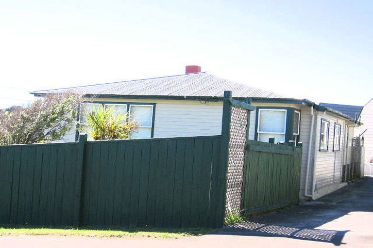 Photo of property in 25 Punjab Street, Khandallah, Wellington, 6035