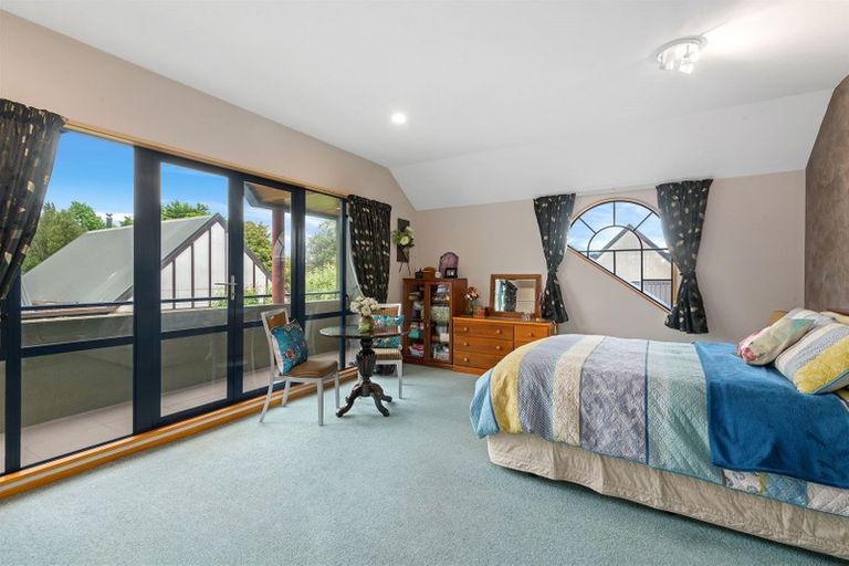 Photo of property in 88b Maidstone Road, Ilam, Christchurch, 8041
