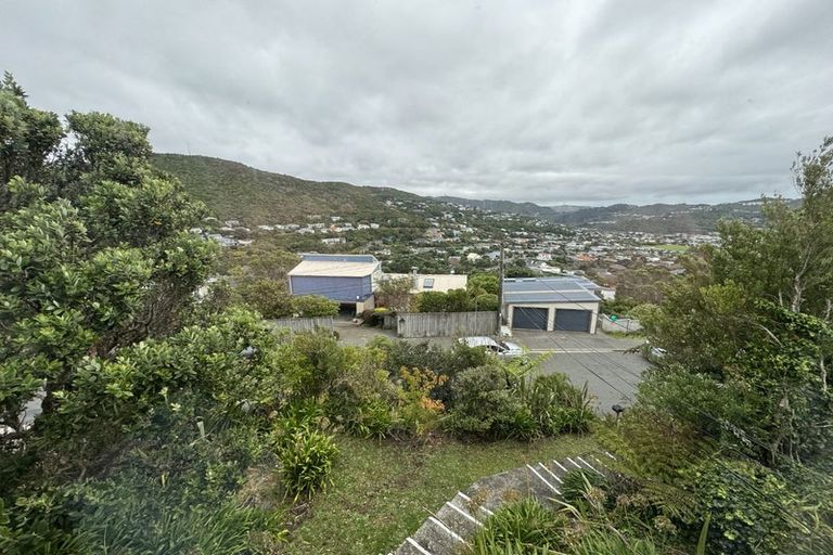 Photo of property in 9 Versailles Street, Karori, Wellington, 6012