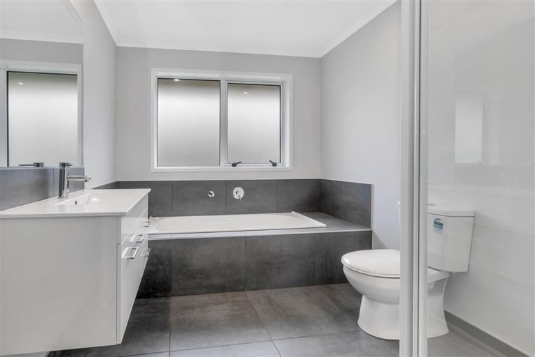 Photo of property in 3 Harry Close, Warkworth, 0910