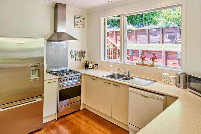 Photo of property in 35 Walter Road, Lowry Bay, Lower Hutt, 5013