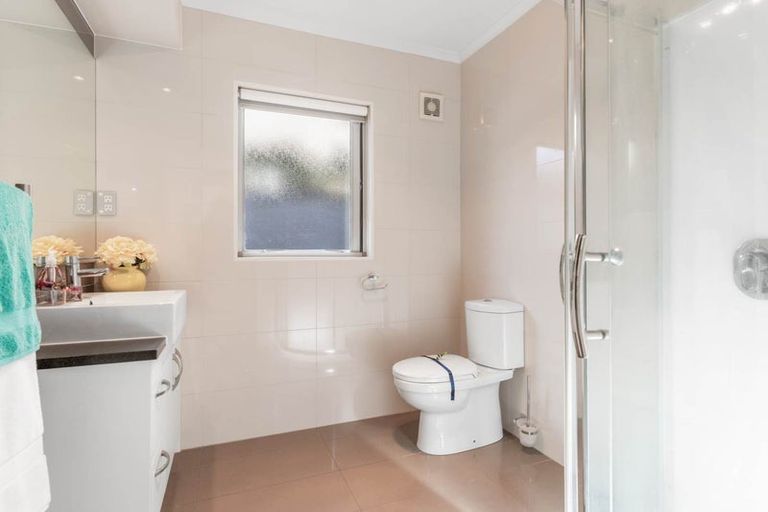 Photo of property in 45 Terrasini Drive, Flat Bush, Auckland, 2019