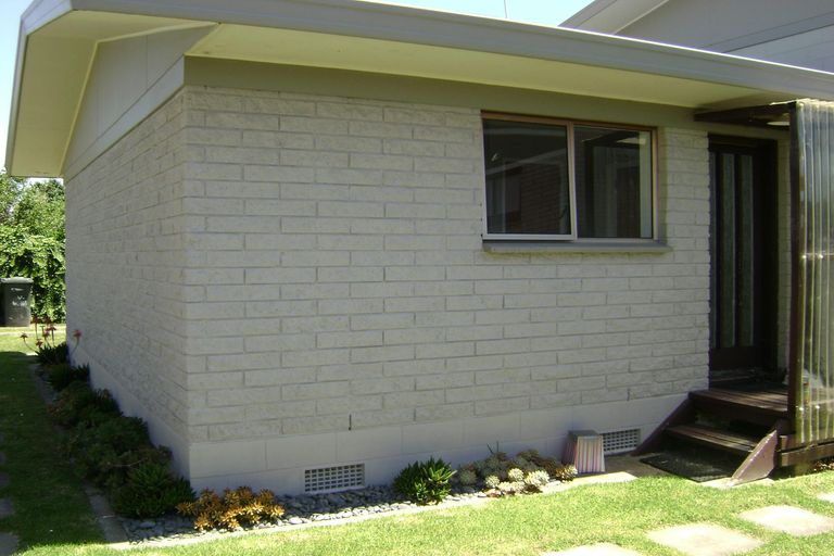 Photo of property in 122 Riverside Drive, Whakatane, 3120