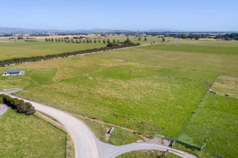 Photo of property in 445 Perrys Road, East Taratahi, Carterton, 5887