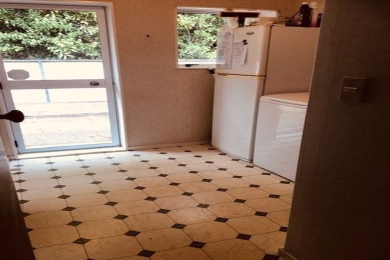 Photo of property in 70a Rimu Street, Waikanae, 5036