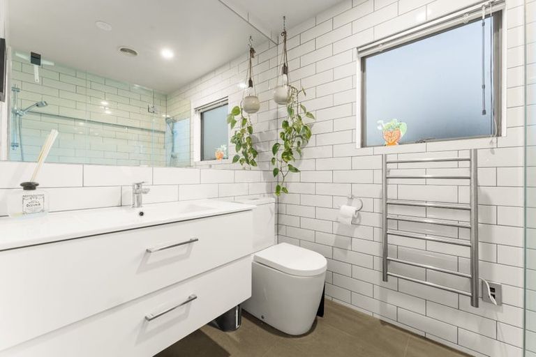 Photo of property in 59 Calluna Crescent, Totara Heights, Auckland, 2105