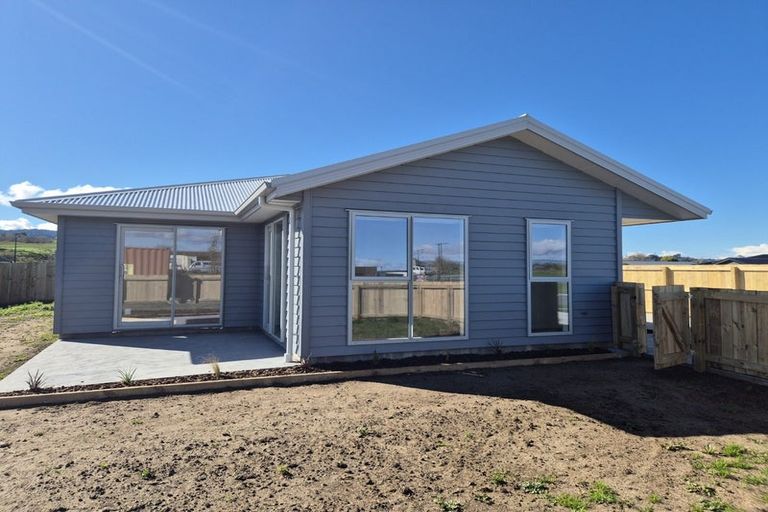 Photo of property in 25 Allan Avenue, Lytton West, 4071