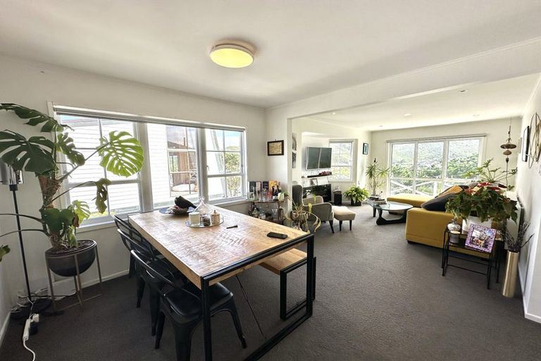 Photo of property in 24a Parklands Drive, Karori, Wellington, 6012