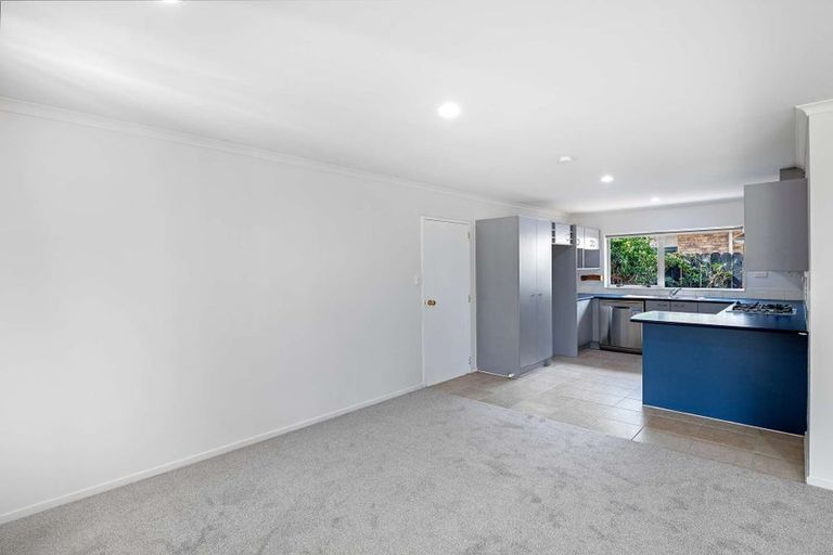 Photo of property in 63b Stratford Road, Manurewa, Auckland, 2105