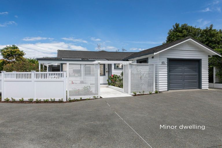 Photo of property in 49a Roland Road, Greenhithe, Auckland, 0632