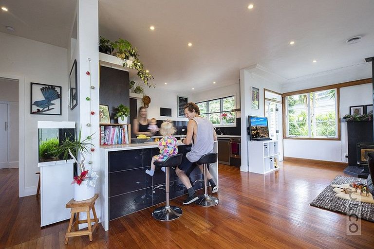 Photo of property in 41 Riverhead Road, Kumeu, 0810