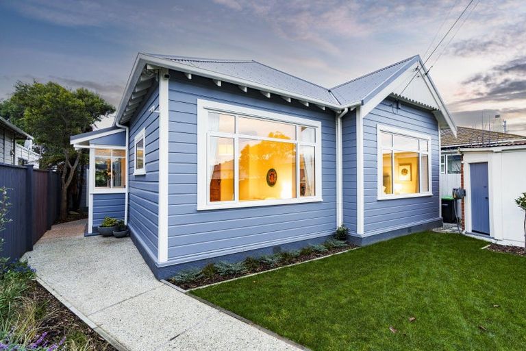 Photo of property in 19 Waterloo Street, Saint Kilda, Dunedin, 9012