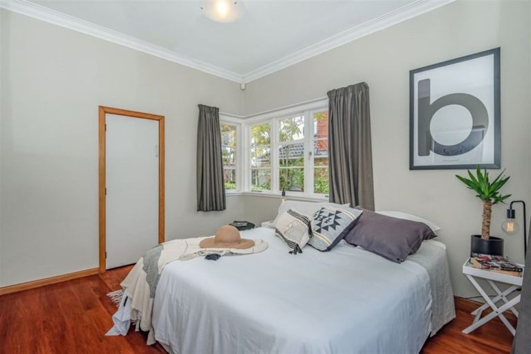 Photo of property in 3 Coronation Street, Belmont, Auckland, 0622